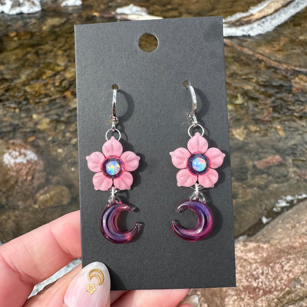 Moonflora Earrings - Pink (Blush & Telemagenta)