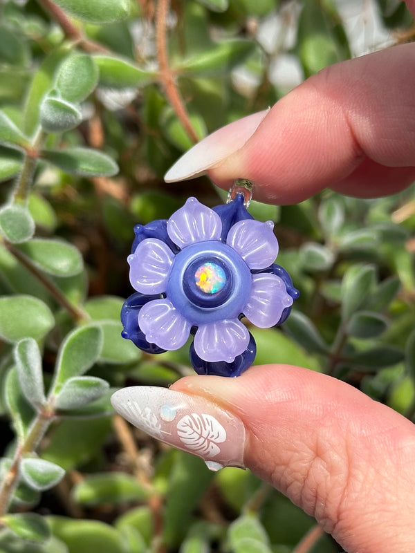 Mini Spinner Flower Pendant Hyacinth