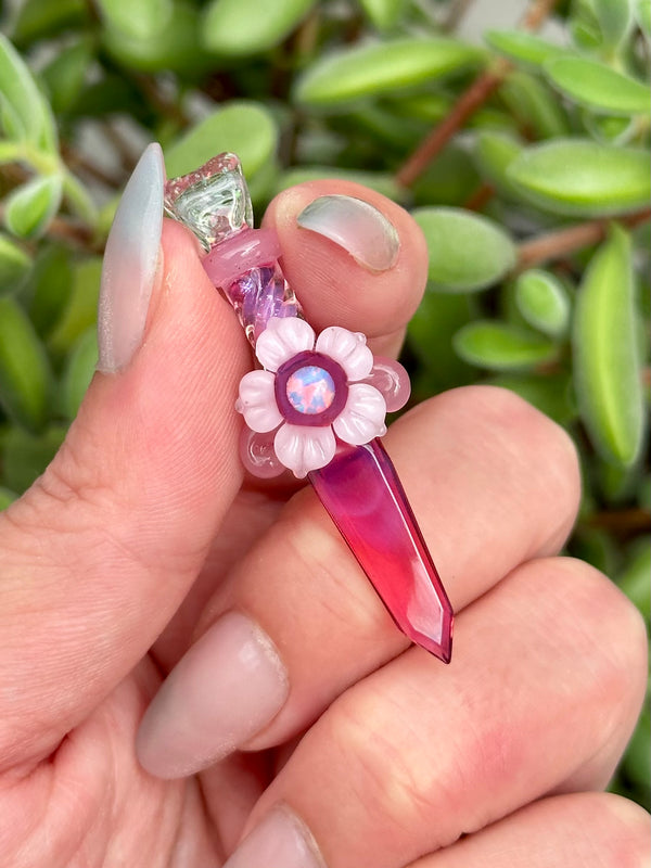 Flower Blade Pendant Telemagenta
