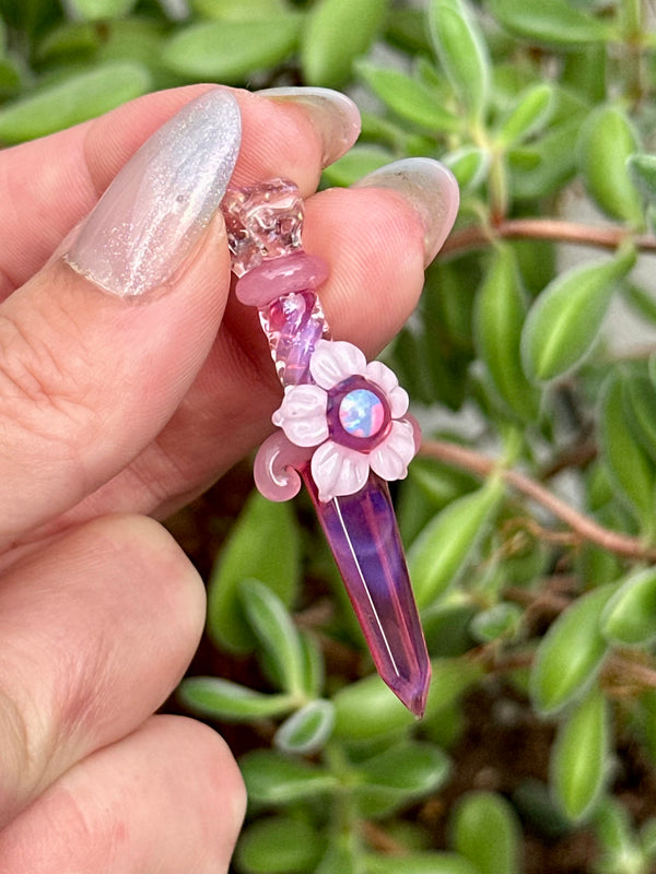 Flower Blade Pendant Telemagenta