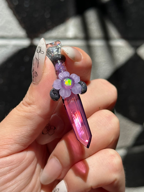Flower Blade Pendant Royal Jelly Longsword
