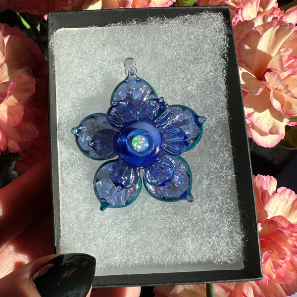 Sparkly Spinning Flower Pendant - Blue