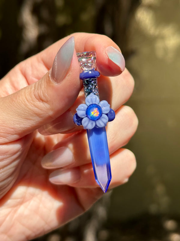 Flower Blade Pendant Blue Longsword