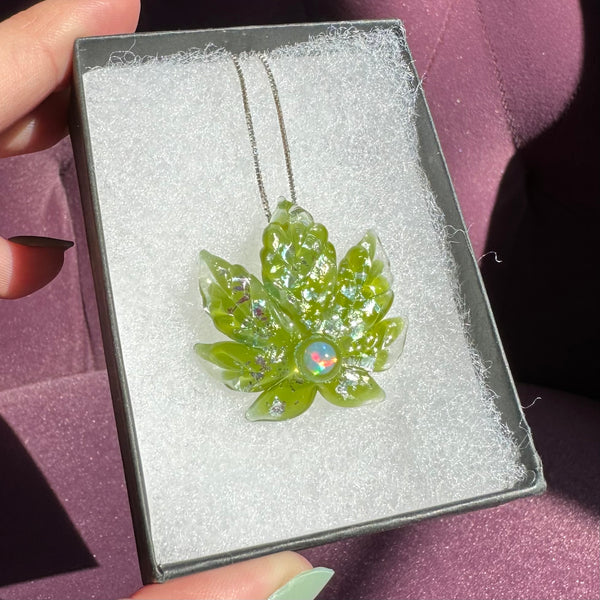 Sparkly Canna Leaf Green
