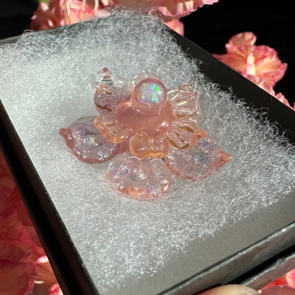 Small Sparkly Spinning Flower Pendant - Pastel Pink