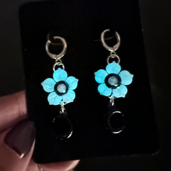 Moon Flower Earrings - Glow-in-the-dark & Black