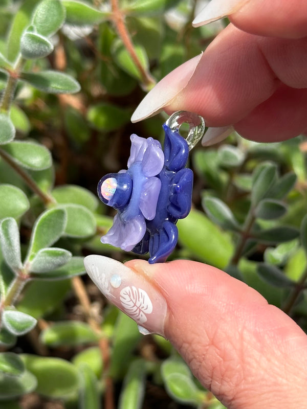 Mini Spinner Flower Pendant Hyacinth