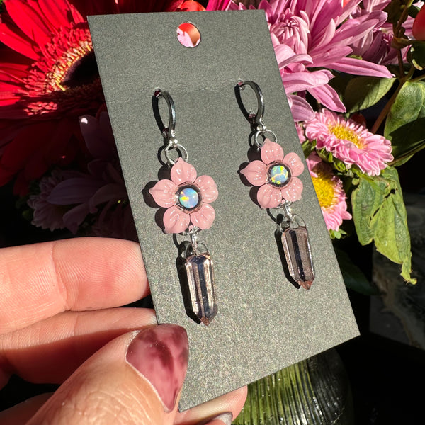 Flower & Crystal Point Earrings Pink & Peach