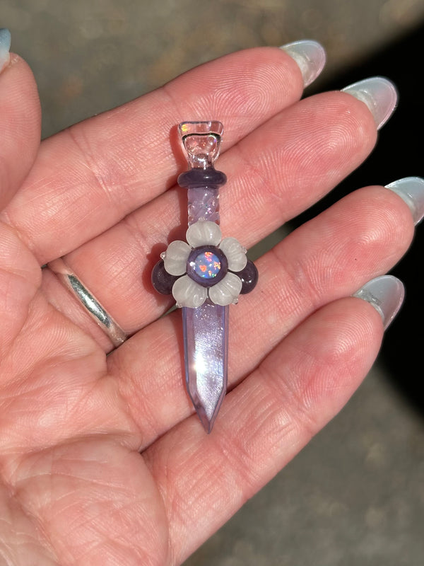 Flower Blade Pendant Pastel Purple & White