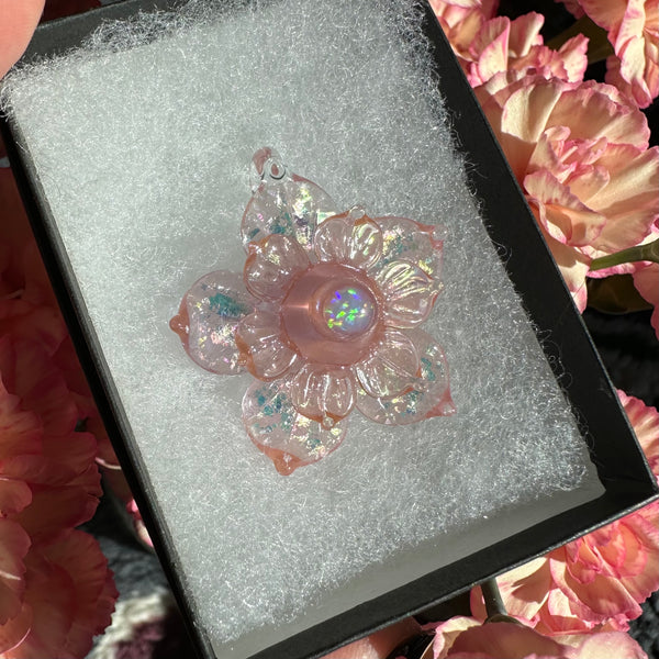 Small Sparkly Spinning Flower Pendant - Pastel Pink