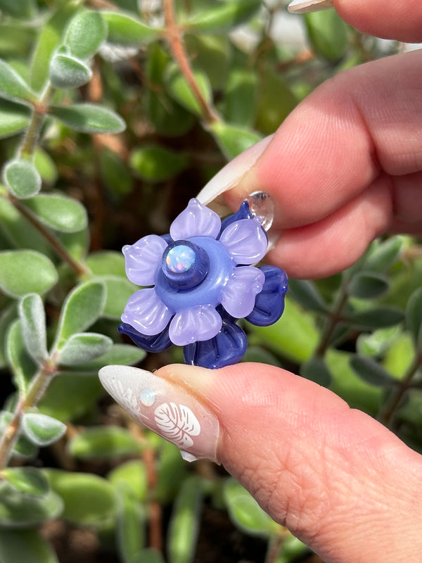 Mini Spinner Flower Pendant Hyacinth