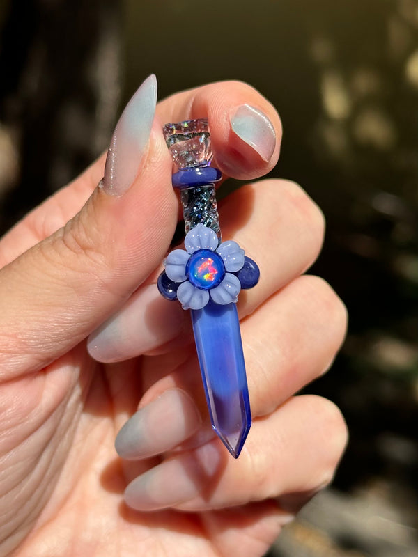 Flower Blade Pendant Blue Longsword