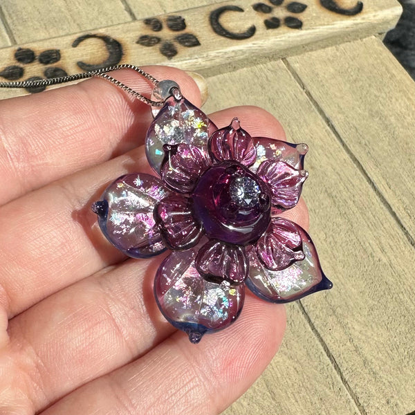 Sparkly Spinning Flower Pendant Royal Jelly & Metaterrania