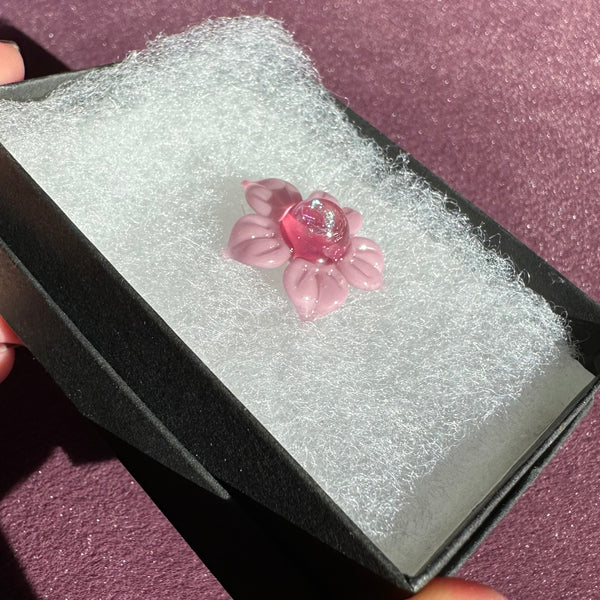 Dichro Flower Pendant Mauve & Telemagenta