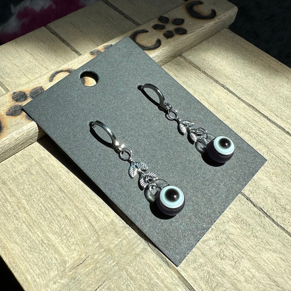 Evil Eye Earrings with Leaves Wildberry