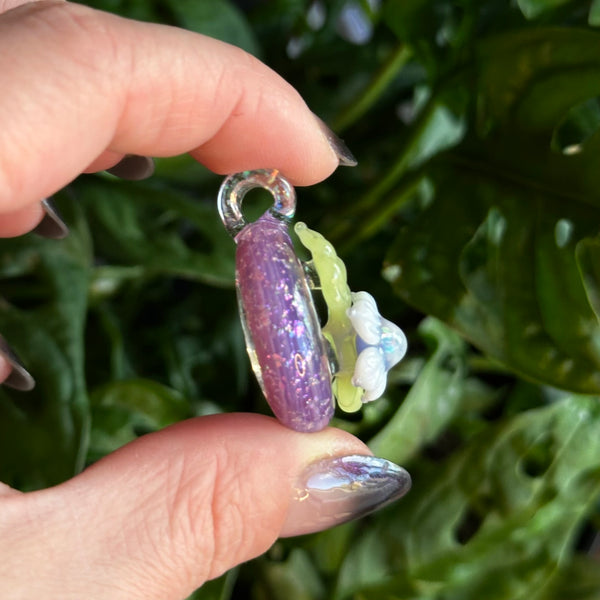 Moonflora Spinner Pendant - Royal Jelly