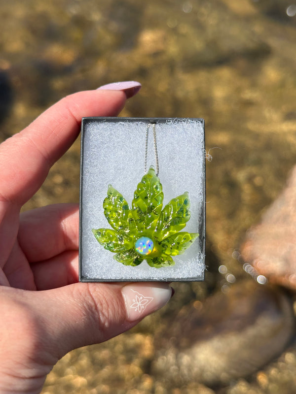 Sparkly Canna Leaf Green