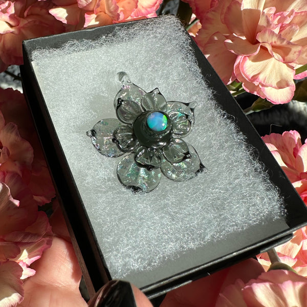 Small Sparkly Spinning Flower Pendant - Gray