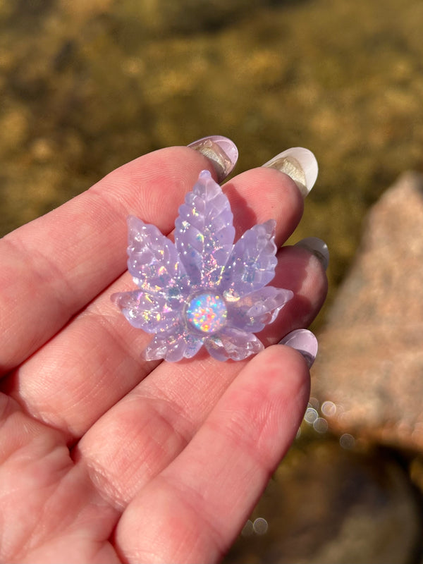 Sparkly Canna Leaf Pastel Purple