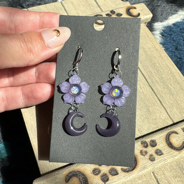 Flower & Moon Earrings Wildberry