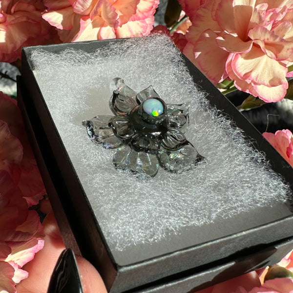 Small Sparkly Spinning Flower Pendant - Gray