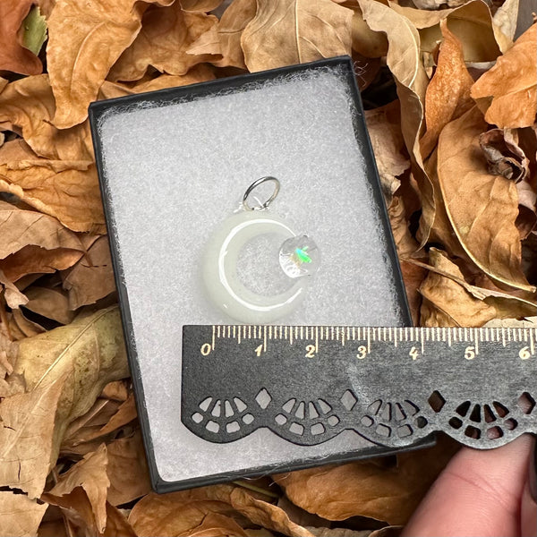 Moon Spinner Pendant - Glow-in-the-dark