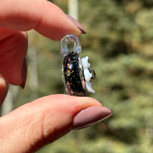 Floral Sparkle Moon Pendant Black Gold