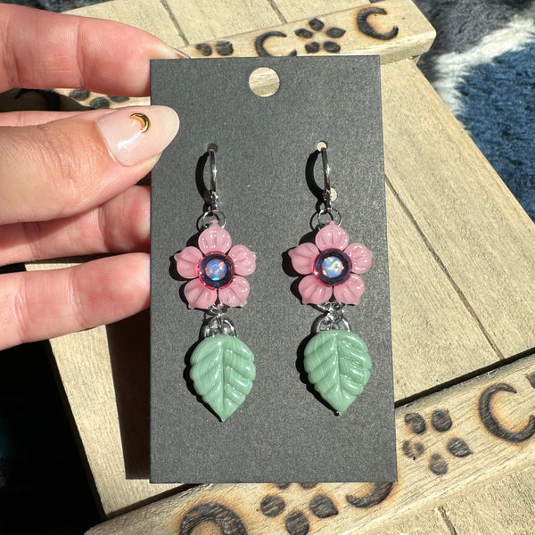 Flower & Leaf Earrings Pink Mint