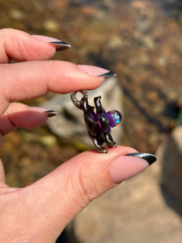 Mini Spinner Flower Pendant Electrum & Royal Jelly