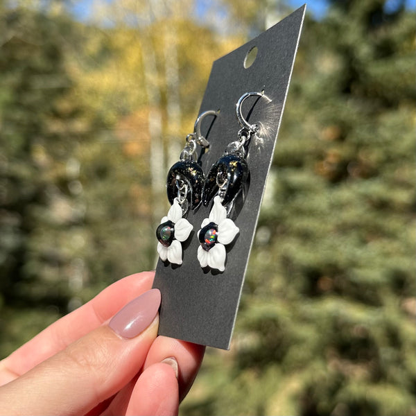 Sparkle Moon Floral Earrings Black Gold
