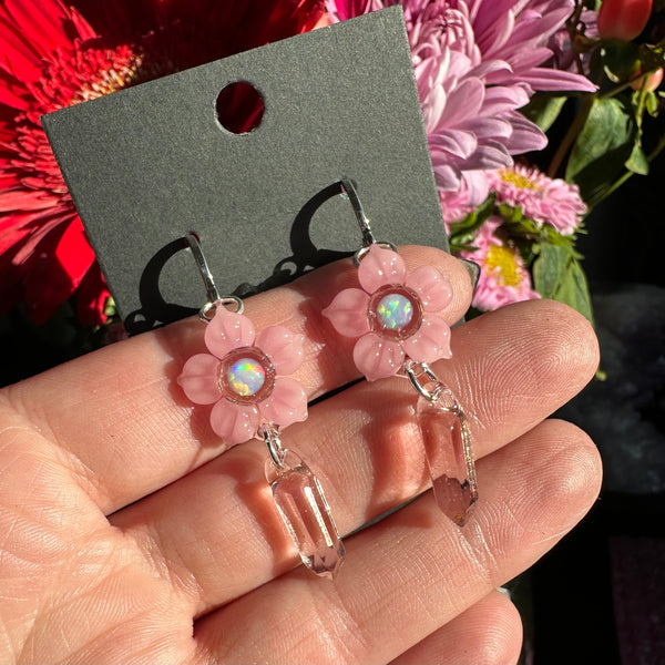 Flower & Crystal Point Earrings Pink & Peach