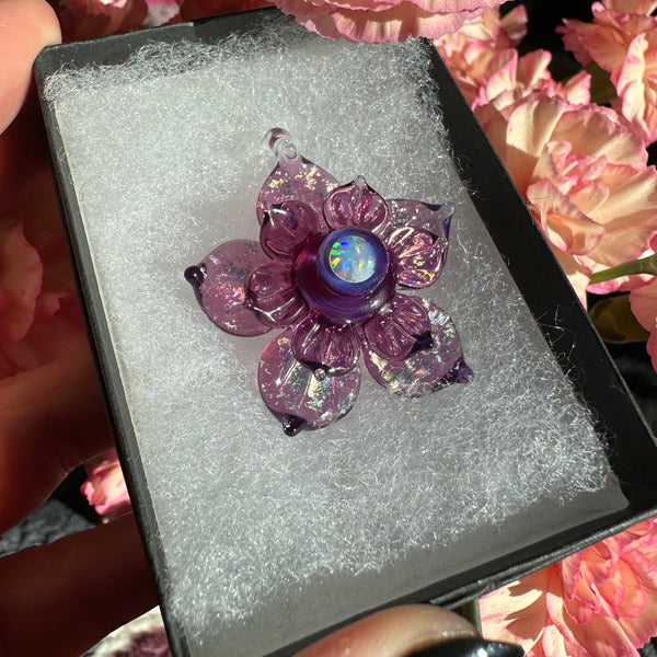 Small Sparkly Spinning Flower Pendant - Royal Jelly