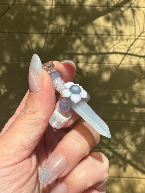 Flower Blade Pendant Fog
