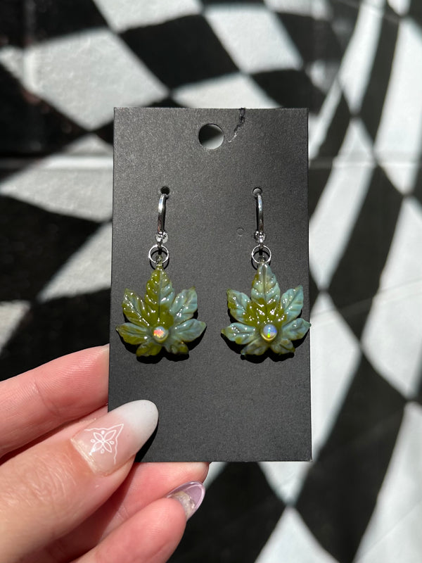 Canna Leaf Earrings Green Swirl