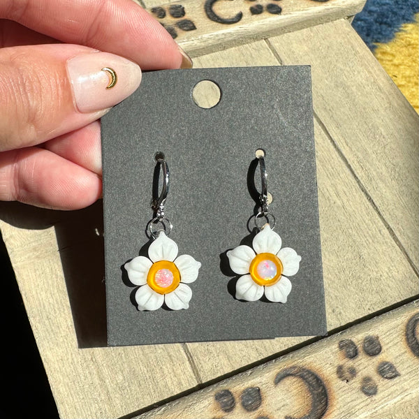 Daisy Flower Earrings