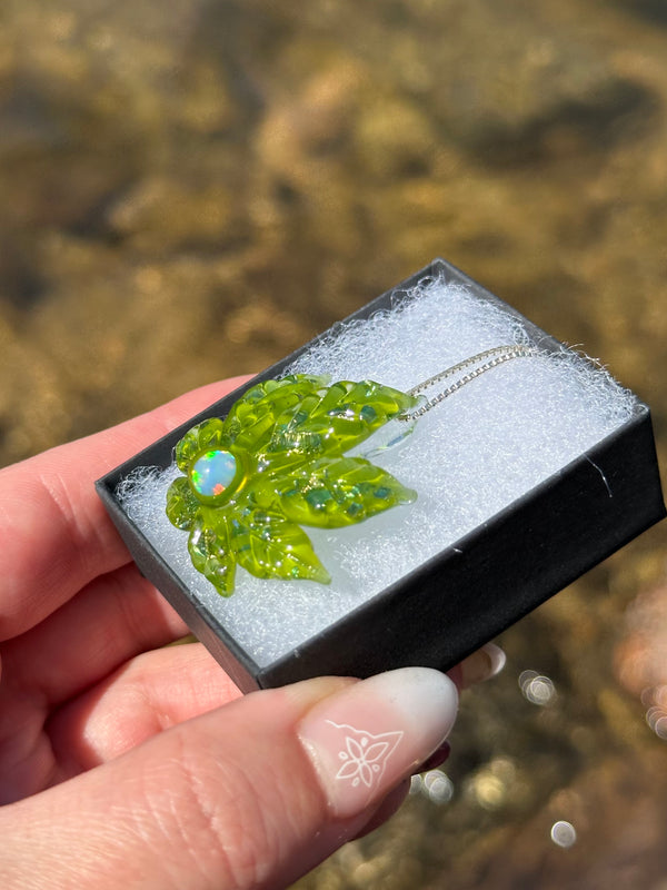Sparkly Canna Leaf Green