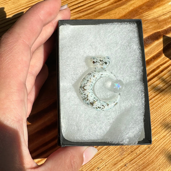 Moon Spinner Glopal with Gold Sparkle (UV reactive pink)