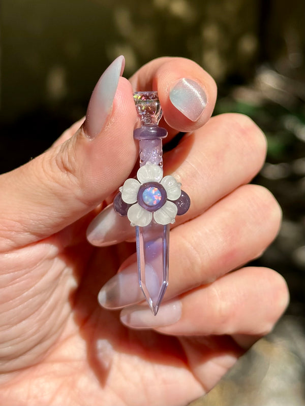 Flower Blade Pendant Pastel Purple & White