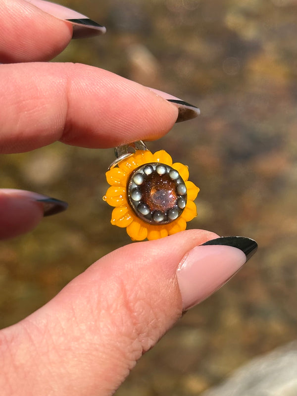 Sunflower Glass Pendants 2025