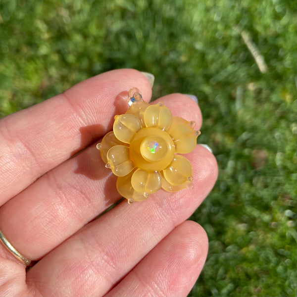 Mini Spinner Flower Pendant Golden Yellow