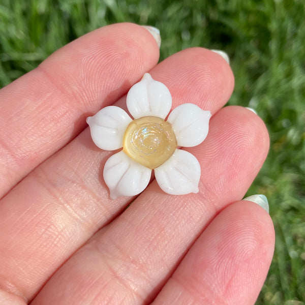 Dichro Flower Pendant White & Yellow