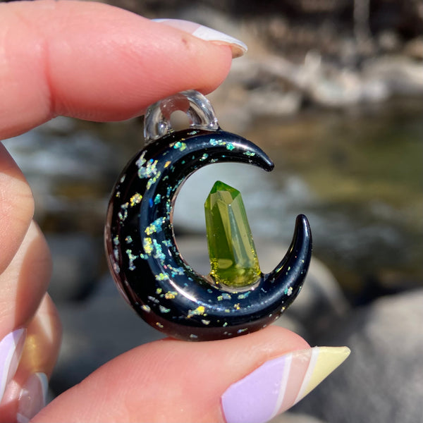 Moon Pendant w/ Crystal Point Black with Citrine