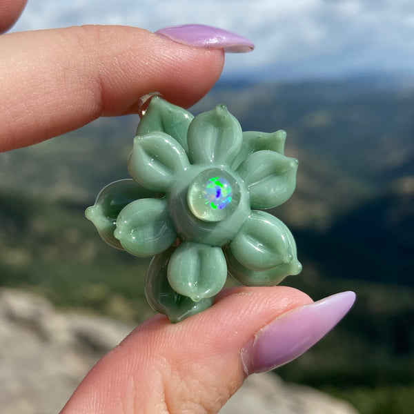 Mini Spinner Flower Pendant - Mint
