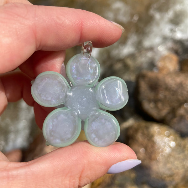 Pastel Spinning Flower Pendant - Baby Blue and Mint